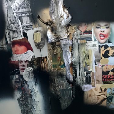 CHURCH 1, 2018, Mischtechnik-Materialcollage auf Leinwand, 120x100cm